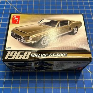 1968 Shelby GT 500 Muscle Car Model Kit 1:25 Scale AMT NOS